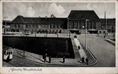 Ak Gliwice Gleiwitz Oberschlesien, Hauptbahnhof, Straßenbahn