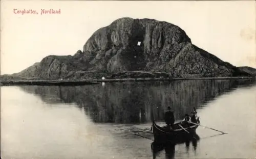 Ak Torget Nordland Norwegen, Torghatten, Boot