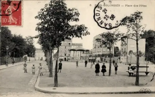 Ak Bois Colombes Hauts de Seine, Place des Fetes