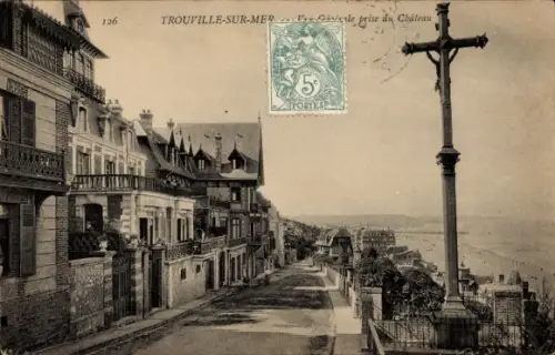 Ak Trouville sur Mer Calvados, Strassenansicht