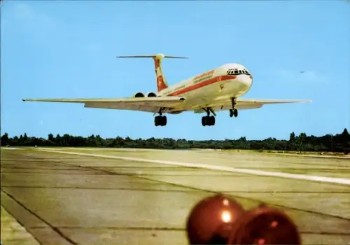 Ak Deutsches Passagierflugzeug Iljuschin Il 62, Interflug, Landung