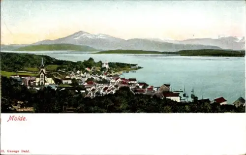 Ak Molde Norwegen,  Stadtansicht mit Kirche, Fjord und Bergmassiv