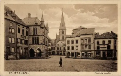 Ak Echternach Luxemburg, Place du marche