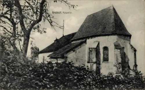 Ak Ardeuil et Montfauxelles Ardennes,  Kapelle, Apsis mit Friedhofskreuz