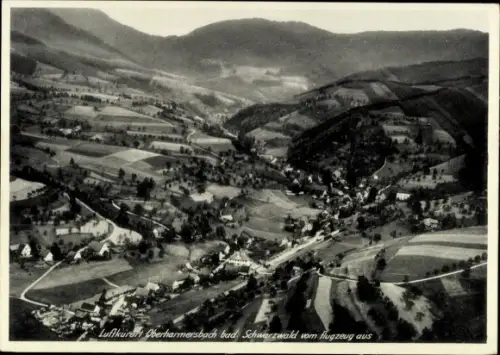Ak Oberharmersbach im Schwarzwald Baden, Luftkurort  Schwarzwald, Luftaufnahme vom Flugzeug