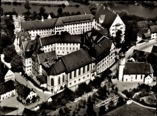 Ak Untermarchtal an der Donau, Luftaufnahme eines Klosters, Garten, Kirche, Bäume
