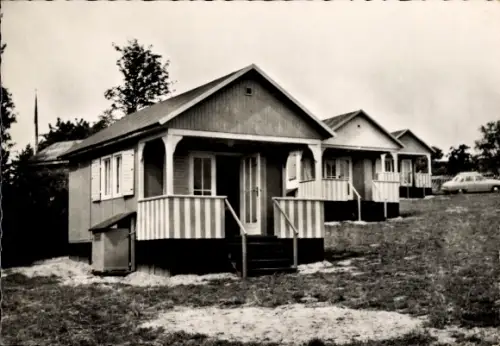 Ak Ostseebad Ückeritz auf Usedom, Feriendorg Georgii Dimitroff, Bungalows