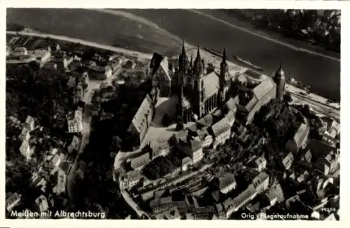 Ak Meißen an der Elbe,  Albrechtsburg, Dom, Elbe, Orig. Fliegeraufnahme, Nr. 19258