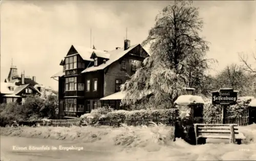 Ak Bärenfels Altenberg im Erzgebirge, Hotel Felsenburg im Winter