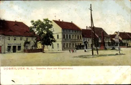 Ak Dobrilugk Doberlug Kirchhain in Brandenburg, Deutsches Haus, Kriegerdenkmal