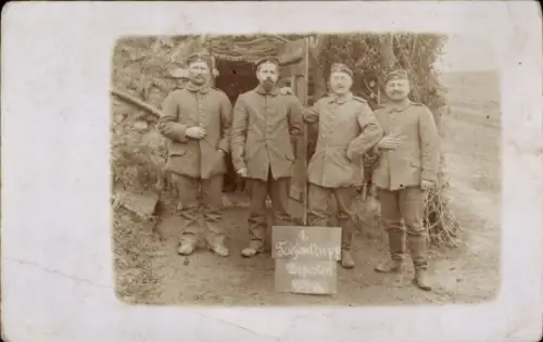 Foto Ak deutsche Soldaten in Uniform, 1. Telefontrupp Vorposten, 1914/15, Bayr. Landw. Inft. Rgt. 8