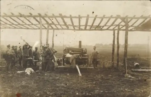 Foto Ak deutsche Soldaten in Uniform, 50. Infanterie-Division, 1. WK