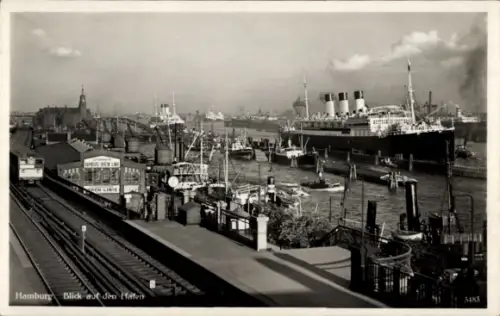 Ak Hapag Dampfer Hamburg, Doppelschraubendampfer, Blick auf den Hafen, Schiffe, Hafenanlagen, DEN