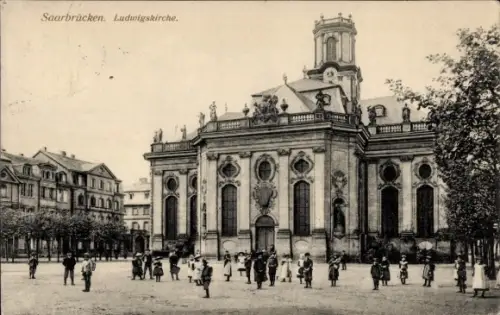 Ak Saarbrücken im Saarland, Blick auf die Ludwigskirche