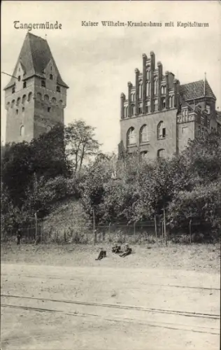 Ak Tangermünde an der Elbe,  Kaiser Wilhelm-Krankenhaus, Kapitelturm