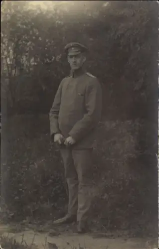 Foto Ak Deutscher Soldat in Uniform, Ulan Nr. 17, 5. Eskadron Sachsen