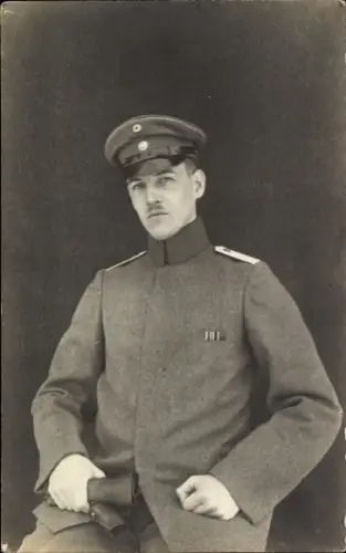 Foto Ak Deutscher Soldat in Uniform, Porträt
