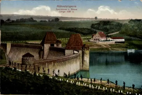 Ak Möhnesee in Westfalen, Möhnetalsperre, Möhnetalsperre, Sperrmauer b. Günne, Länge 640 m