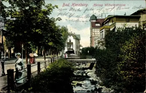 Ak Bad Harzburg am Harz,  Herzog Wilhelmstrasse, Bachlauf, Promenade