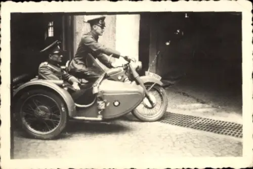 Foto Motorrad mit Beiwagen, BMW