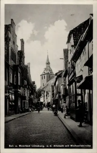 Ak Lüneburg in Niedersachsen, Sol- u. Moorbad  Altstadt, Michaeliskirche
