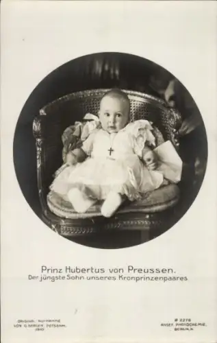 Ak Prinz Hubertus von Preußen, jüngster Sohn des Kronprinzenpaares