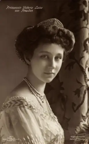 Ak Prinzessin Victoria Luise von Preußen, Portrait, Diadem