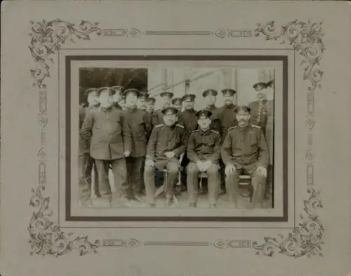 Foto Deutsche Soldaten in Uniformen, Kaiserzeit