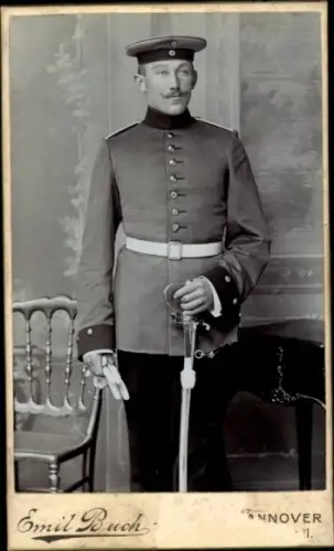 Foto Deutscher Soldat in Uniform, Porträt