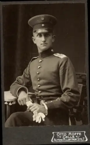 Foto Deutscher Soldat in Uniform, Porträt