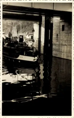 Foto Schiff, Dampfer, Brücke