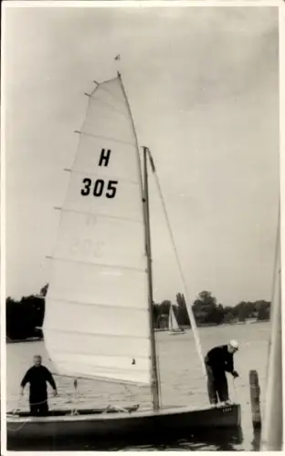 Foto Ak Segelboot H 305, Segeln