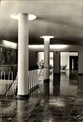 Ak Löhma Leutenberg Thüringen, Sanatorium, Empfangshalle