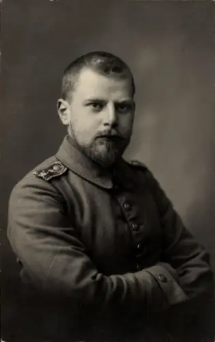 Foto Ak Deutscher Soldat in Uniform, Porträt, Kaiserzeit