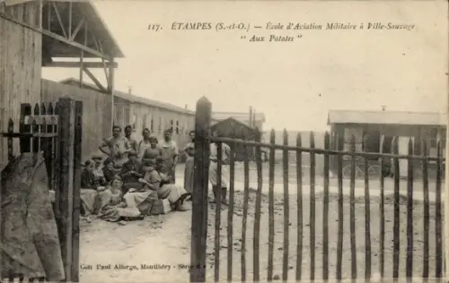 CPA Etampes, Ecole d'Aviation Militaire à Ville-Sauvage