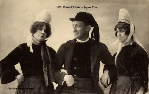 CPA Pont l'Abbé Finistère, Menschen in bretonischer Tracht