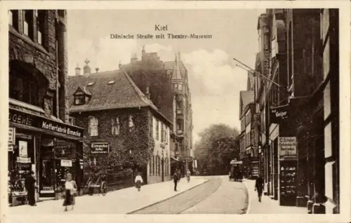 Ak Kiel,  Dänische Straße, Theater-Museum, Kofferfabrik Emecke, Geiger, C. Scheer
