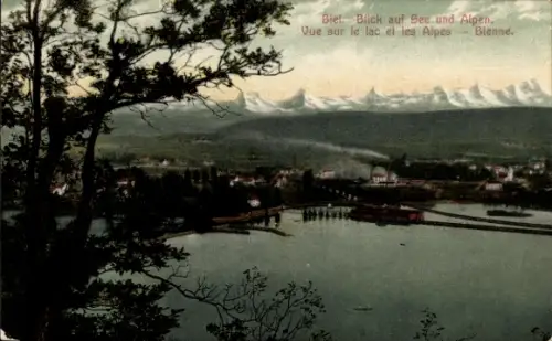 Ak Biel Bienne Kt. Bern, Gesamtansicht, See und Alpen