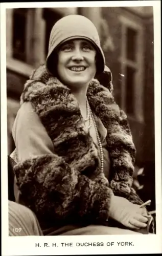 Ak HRH The Duchess of York, Elizabeth Bowes Lyon, Portrait