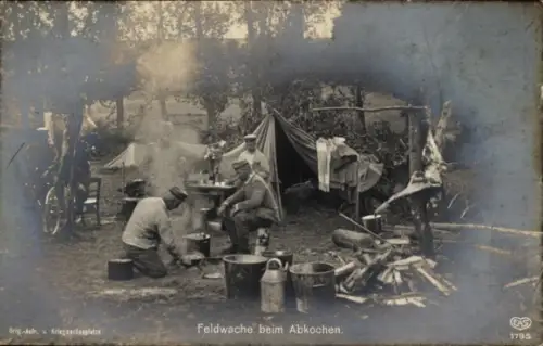 Ak Soldatenleben, Feldwache beim Abkochen, Kaiserzeit