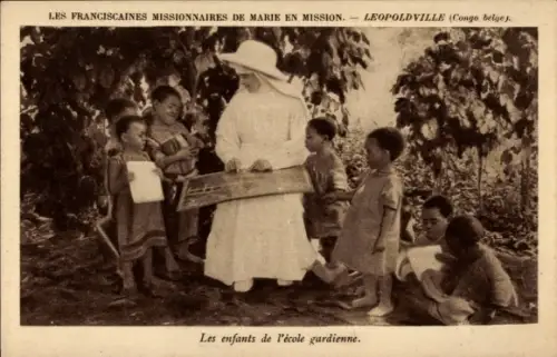 Ak Léopoldville Kinshasa DR Kongo Zaire, Franziskanermissionare, Kinder der Guardian School