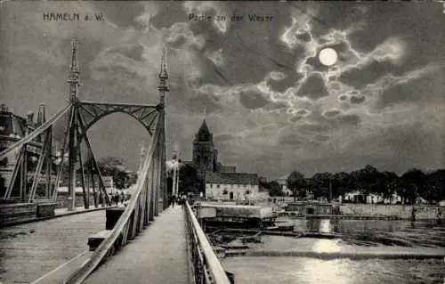 Ak Hameln an der Weser Niedersachsen, HAMELN a. W., Partie an der Weser, Weserbrücke