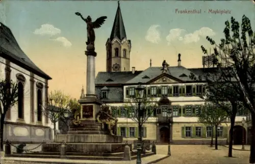 Ak Frankenthal in der Pfalz,  Marktplatz, Brunnen, Kirche