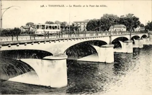 Ak Thionville Diedenhofen Lothringen Moselle,  La Moselle, Pont des Alliés