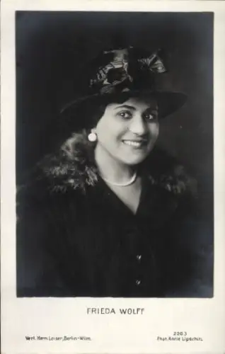 Ak Opernsängerin Frieda Wolff, Portrait