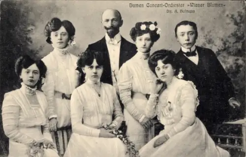 Ak Damen Konzert-Orchester Wiener Blumen, Gruppenbild