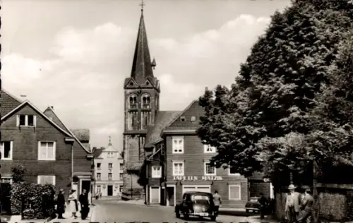Ak Burscheid in Nordrhein Westfalen, Hauptstraße mit Pastoratslinde