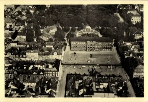 Ak Erlangen in Mittelfranken Bayern,  Schloss  Schlossplatz, Luftaufnahme