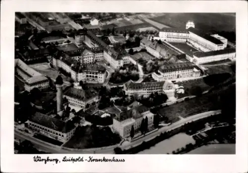 Ak Würzburg am Main Unterfranken, Fliegeraufnahme vom Luitpoldkrankenhaus