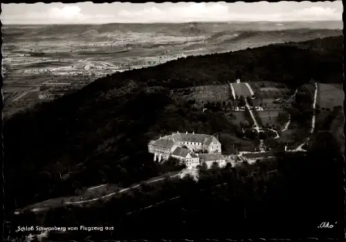 Ak Rödelsee in Mainfranken Bayern, Schloss Schwanberg, Schloß Schwanberg, Luftaufnahme (vom Flugz